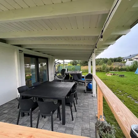 Villa Dom Nad Morzem Z Jacuzzi 10 Osob Morze Przygod Mieroszyno