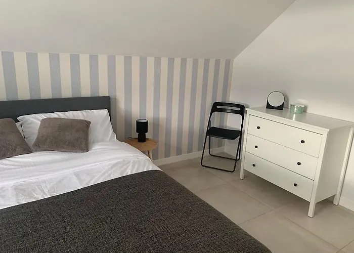 Dom Nad Morzem Z Jacuzzi 10 Osob Morze Przygod فيلة Mieroszyno