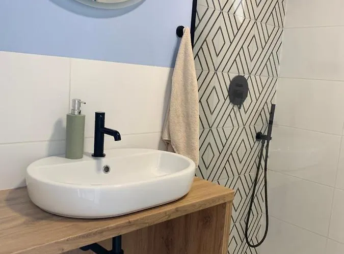 Dom Nad Morzem Z Jacuzzi 10 Osob Morze Przygod فيلة Mieroszyno