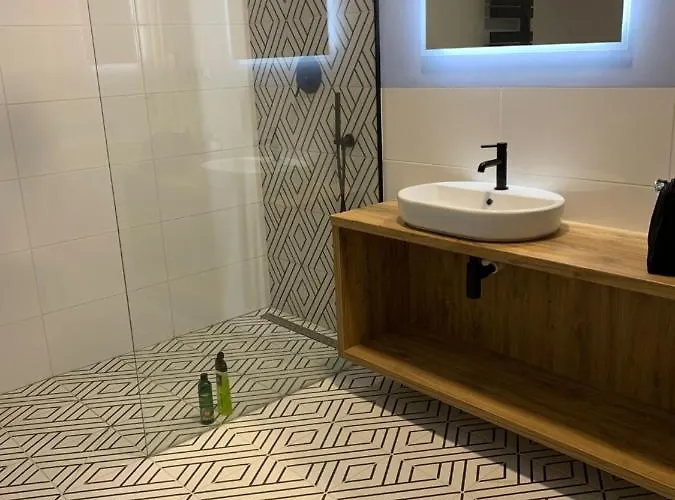 Dom Nad Morzem Z Jacuzzi 10 Osob Morze Przygod فيلة *