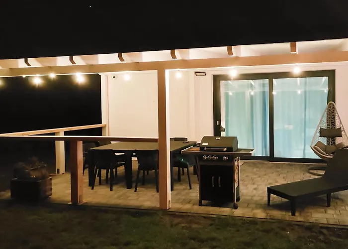 Dom Nad Morzem Z Jacuzzi 10 Osob Morze Przygod فيلة *